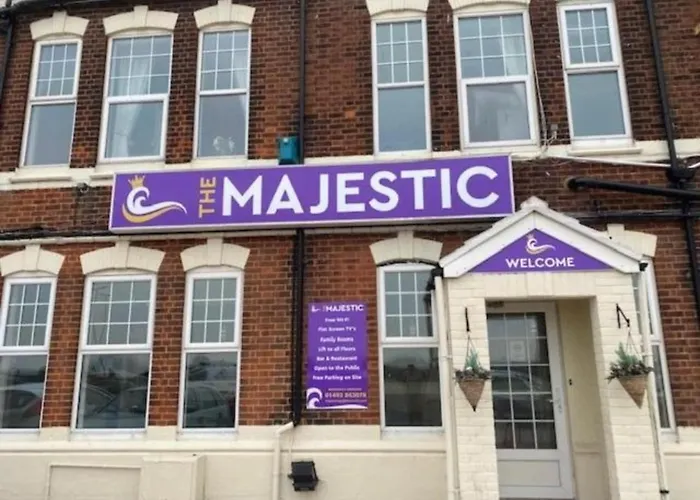 Easton At Majestic Hotel